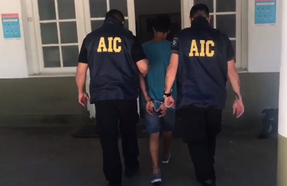 Joven detenido por una causa de abuso sexual