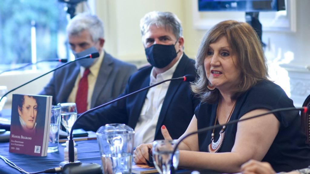 La provincia presentó un libro en homenaje al creador de la bandera