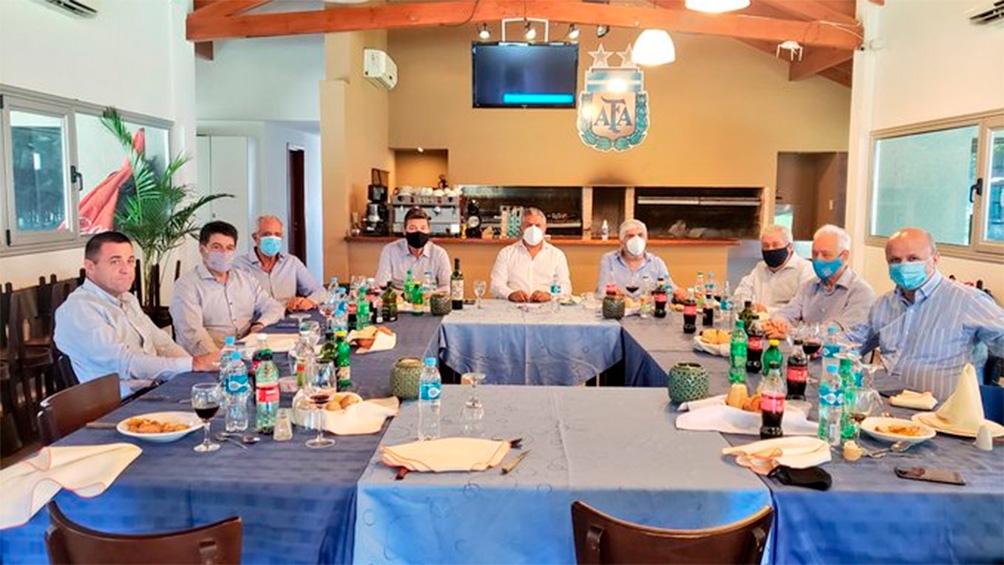 Reunión por la televisación del fútbol