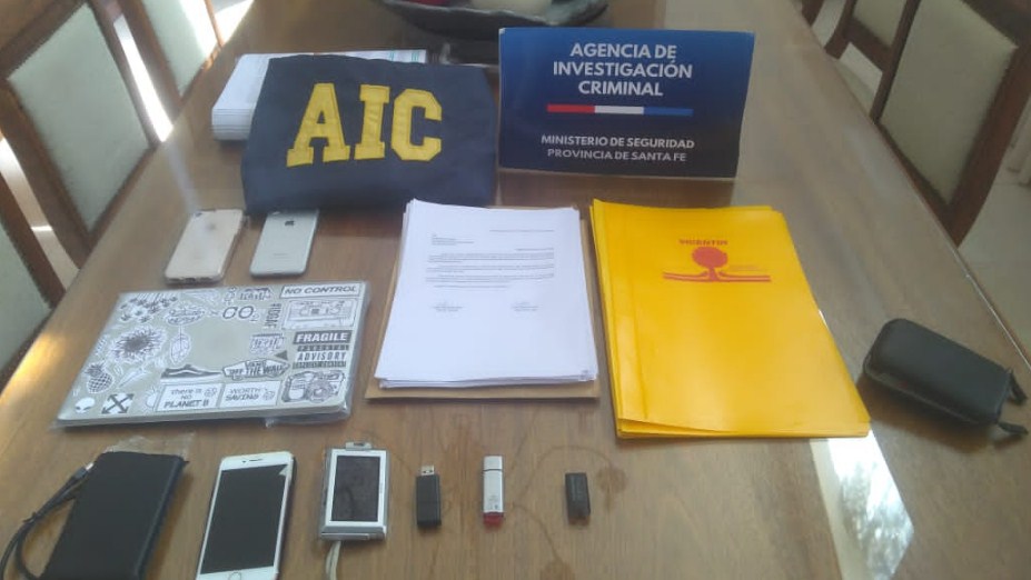 La Agencia de Investigación Criminal realizó 17 allanamientos simultáneos a Vicentín
