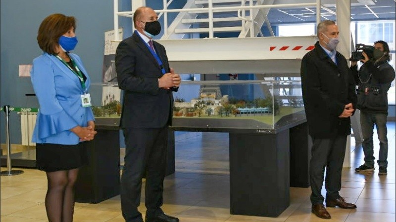 El ministro Sain con Covid-19 y Perotti aislado