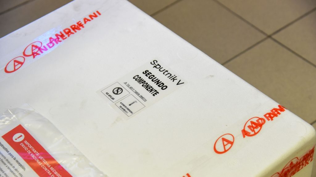 Llegaron las segundas dosis de vacunas Sputnik V a la provincia de Santa Fe