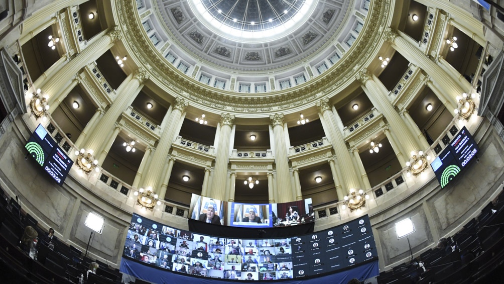 Comienza a tratarse la ley del aborto en el Senado