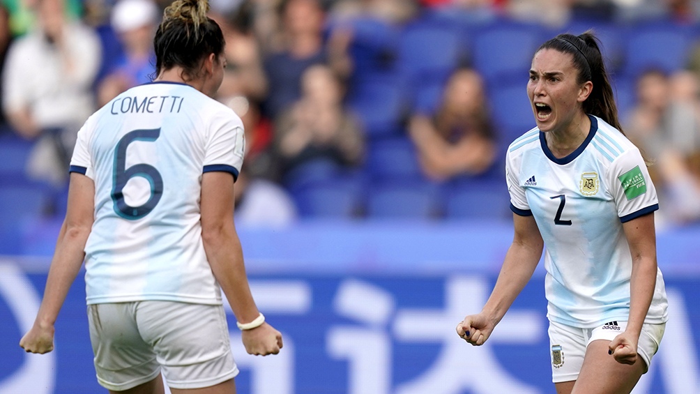 Fútbol Femenino: La selección argentina invitada a un torneo