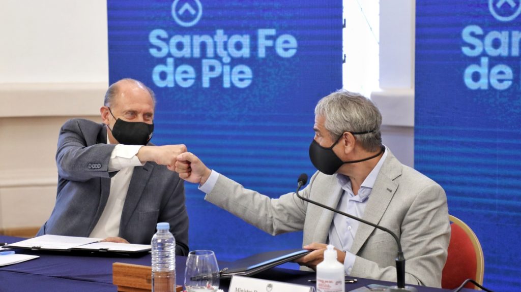 Suscribieron convenios para la construcción de más de 4.000 viviendas en Santa Fe