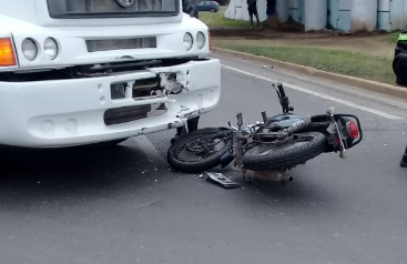 Accidente en Ruta 21 a la altura del ingreso a Cargill