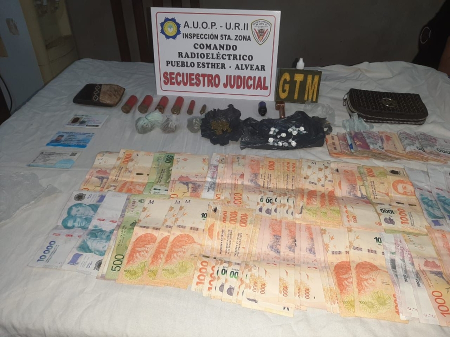 Cuatro aprehendidos con secuestro de drogas y armas en Pueblo Esther