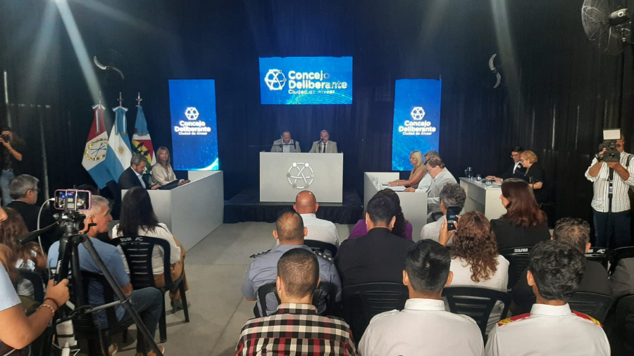 Alvear inauguró su primer período de sesiones del Concejo Deliberante y comenzó una nueva etapa institucional como ciudad