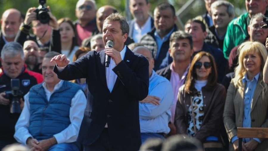 En su ultimo acto en Tucuman Sergio Massa aseguró “Voy a ser el presidente de los trabajadores"