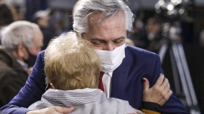 Fernández: El aumento a los jubilados busca "proteger y acompañar" a los más necesitados