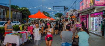 Noche Peatonal en Villa Gobernador Gálvez: Una Experiencia Familiar Inolvidable
