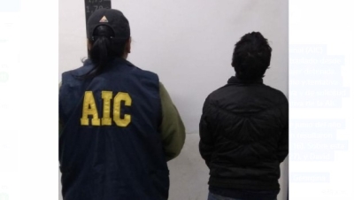 Trasladaron a una mujer por investigación de un homicidio de 2017