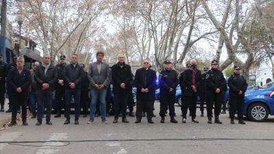Pueblo Esther recibió 5 patrulleros para reforzar la seguridad en la ciudad