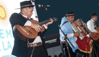 V.G.Gálvez celebra el 25 de Mayo con tradición, música y comunidad