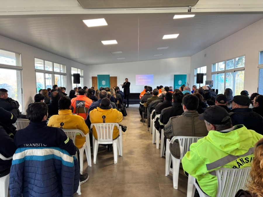 Capacitación regional para inspectores de tránsito en Pueblo Esther: de la teoría a la acción