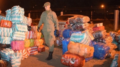 La aduana rosarina incauto mas de 260 millones de pesos en mercaderia no declarada