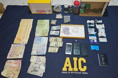 Dos detenidos por extorsiones y amenazas