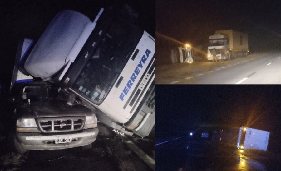 Camión volcó por la tormenta: AU Rosario - Córdoba mano a Córdoba cotada