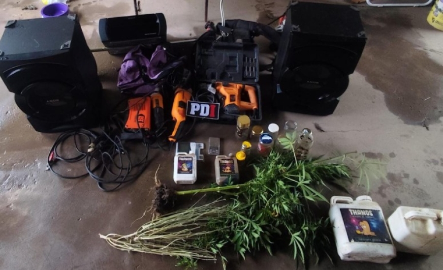 VILLA GOBERNADOR GÁLVEZ: PDI APREHENDIÓ A DOS MUJERES POR ROBO