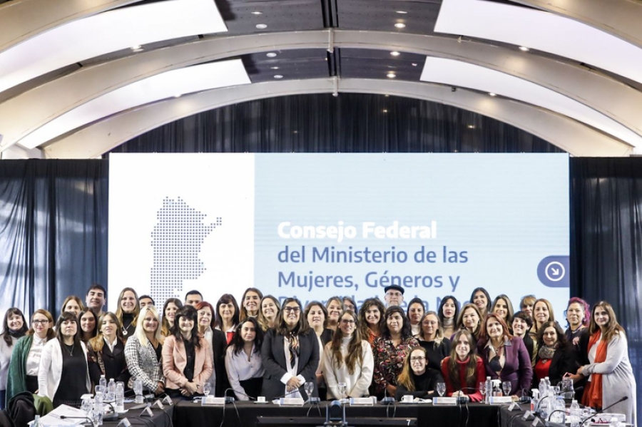 Oficialmente y a través de un decreto, se cerró el Ministerio de la Mujer