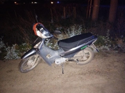 Hallaron el cuerpo de un motociclista a la orilla de la Autopista Rosario-Córdoba