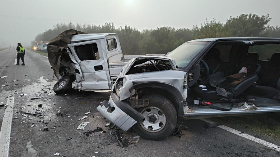Dos personas fallecieron y cuatro heridos en un grave choque sobre la Ruta Provincial 14
