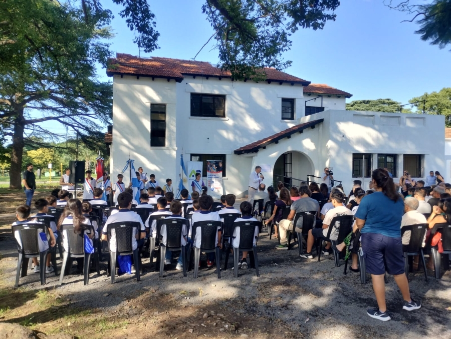 Inauguración de la Escuela Secundaria Técnica &quot;Raúl Arino&quot; en Alvear: un modelo educativo innovador