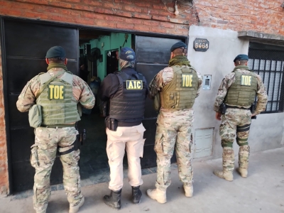 Múltiples allanamientos en la zona de Vía Honda