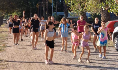 La Batucada Aramixu vuelve a latir en Pueblo Esther con más de 40 integrantes