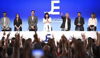 Cristina recordó que la convertibilidad &quot;fracasó&quot; y llamó a crear &quot;programas de gobierno&quot;