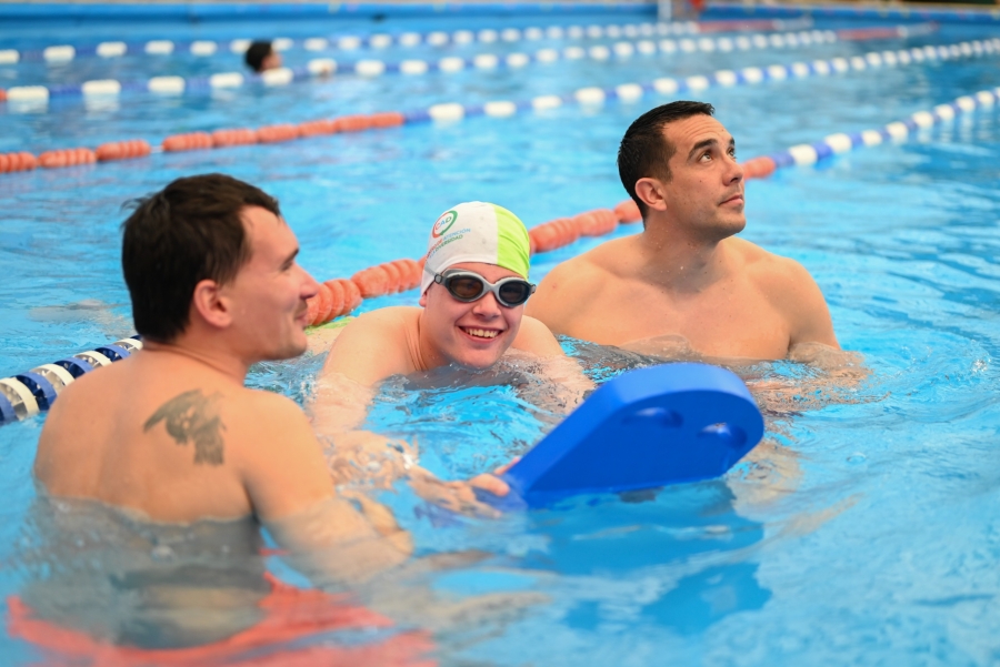 Villa Gobernador Gálvez fue sede del 4° Encuentro de Natación Inclusiva