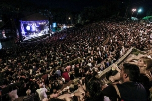 Los eventos masivos al aire libre ya no tendrán aforo