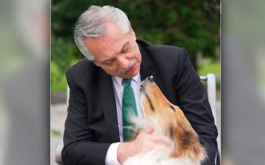 El presidente hizo un balance de gestión contestando preguntas en sus Redes
