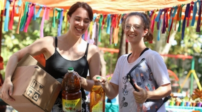Jornada de reciclaje de ecocanje en el Mercado de VGG