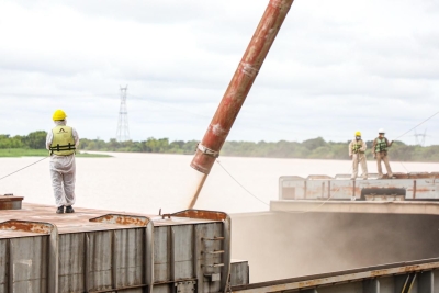 Puerto de Santa Fe: se embarcan 20.000 toneladas de trigo con destino al cordón industrial