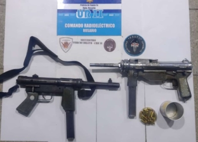 Dos ametralladoras secuestradas en canchita de fútbol